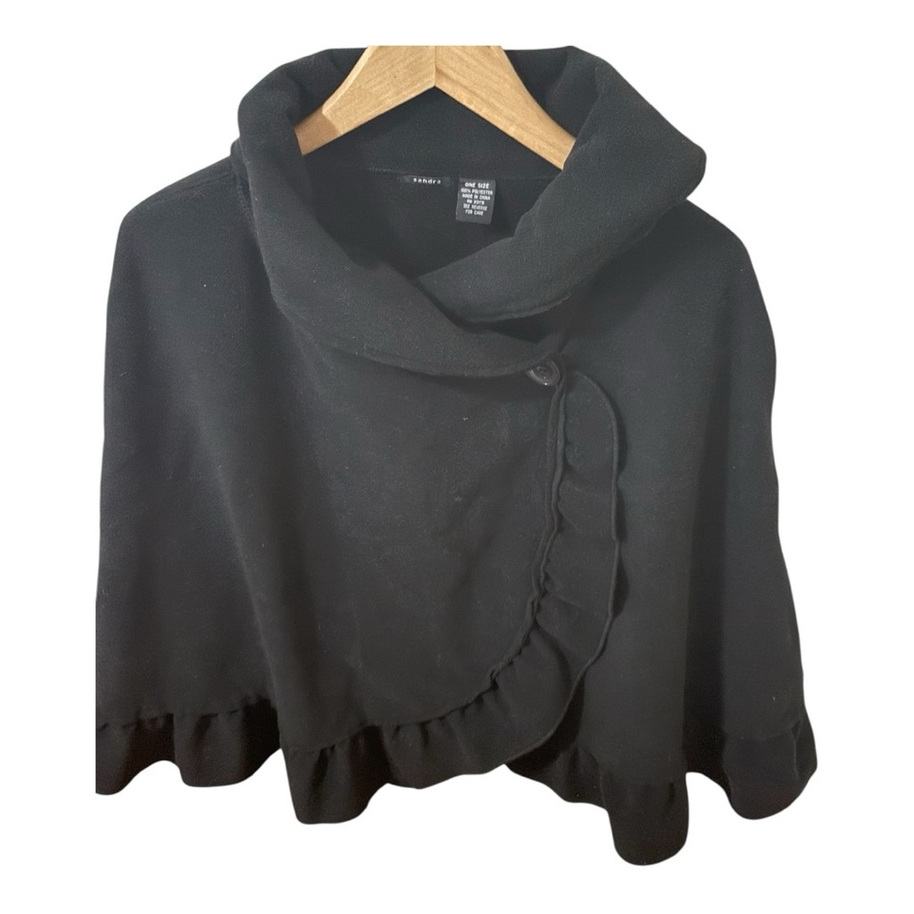 Sandra Poncho/Cape with Ruffle Detail Women's One Size Black